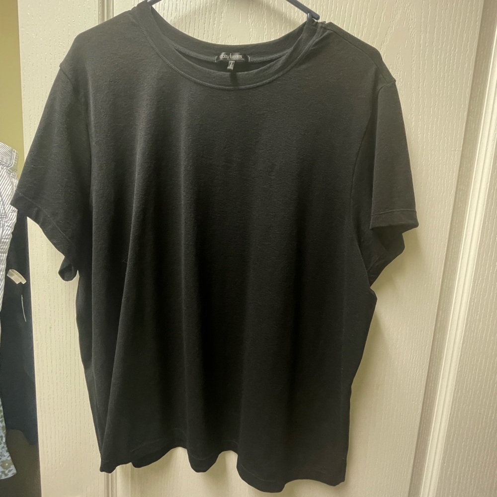 Daisy Fuentes Black Short Sleeve Tee
